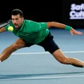 Novak čestitao Krstovdan, pa pravio šou: Hoću ovo telo!