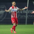 VAR analiza: Gol Zvezde regularan, ruka u prirodnom položaju!