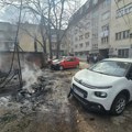 Požar iz kontejnera zahvatio i dva automobila