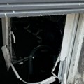 Na kolima pukla stakla, uništen i fitnes centar: Prve slike sa mesta eksplozije u Zemunu, napadač bacio ručnu bombu, pa…
