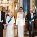 Tramp "gnjavio" kraljicu Elizabetu: Hteo je da sazna ko joj je omiljeni američki predsednik i kakvo mišljenje ima o Hariju i…