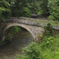 Tajna "rimskog mosta": Vekovima stoji netaknut, a tajni sastojak u kamenu će vas šokirati