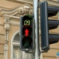 Na raskrsnicama postavljeni displeji sa odbrojavanjem i govornim modulima