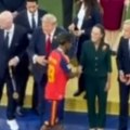 Svi su čekali da vide susret između Donalda Trampa i Lamina Jamala posle finala Mundijala