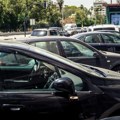 Velike vrućine kriju opasnost koju mnogi zanemaruju: Ove stvari odmah iznesite iz automobila