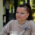 "Oprosti mi što nisam ništa od toga što bi ti voleo" Mala Cana se oglasila nakon što je napravila skandal na groblju! Obraća…