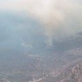 Požari i dalje besne širom Crne Gore: Najkritičnije na Cetinju, vatrogasci brane kuće i puteve