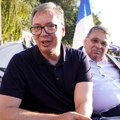 Вучић у Белегишу: Председник Србије у Цркви Светог Николе, разговара са мештанима