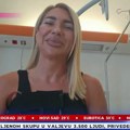 "Lažu da ne boli" Jovana Jeremić iz bolničke sobe otkriva kako teče oporavak nakon operacije grudi, pa prozvala koleginice…