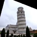 Toranj u Pizi slavi 850. rođendan – i dalje je kriv