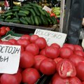 Nezabeležena situacija na tržištu: Čeri paradajz jeftiniji od običnog