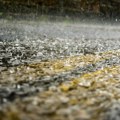 Republički hidrometeorološki zavod: grad i velike količine padavina u Srbiji sutra popodne