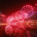 (ФОТО) Велики ватромет и „плес“ дронова поводом Дана државности