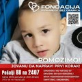 Pomozimo Jovanu (7) da napravi svoje prve korake