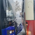 Sudar dva gradska autobusa, razbijena stakla - nema informacija o povređenima (FOTO)