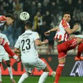 Večiti derbi - istorijska razlika: Zvezda pobedila 3:0, navijači Partizana zapalili deo južne tribine