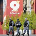 Parada na Dan pobede u Moskvi bez tenkova znak da rat protiv Ukrajine ne ide po planu: BBC urednik