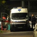 Tinejdžer (18) izboden u leđa na Novom Beogradu! Užas kod Bloka 45: Hitna pomoć dojurila na lice mesta