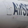 Hrvatska policija nije našla bombu u avionu Er Srbije u Splitu, vodi istragu protiv 75-godišnjeg putnika