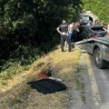 U udesu kod Nove Varoši poginula Beograđanka! Preticao na zabranjenom delu, pa izgubio kontrolu - Vozila završila u reci
