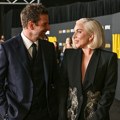 Холивудски лоб је у тренду: Носи га и Лејди Гага