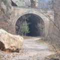 Ovako danas izgleda tunel u kom je sniman kultni srpski film: Sada ga obilaze samo slučajni prolaznici (foto)