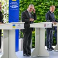 Zelenski i Starmer o jačanju odbrambenih kapaciteta Ukrajine i bezbednosnim garancijama