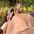 Zagrljaji i suze radosnice: Slađa Alegro sa ćerkom Milom započinje novo školsko poglavalje (foto)