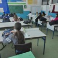 U pravi čas stigla pomoć: Opština Lučani medju prvima izdvojila milione, roditeljima na račune legno po 10.000 dinara za…
