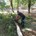 I danas se radi na otklanjanju posledica nevremena (FOTO)