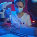 Odlaganje majčinstva uz pomoć medicine - šta zamrzavanje jajnih ćelija zaista može