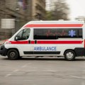 Otkriveno stanje izbodene devojke (24) u Borči: Maloletnica joj zarila nož u stomak, hitno operisana