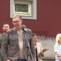 Plata porasla sa 290 na 890 evra u Kruševcu. Predsednik u poseti Rasinskom okrugu: Obišao industrijsko-tehnološki park