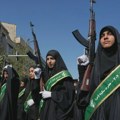 Masovni skup u Iranu: Stotine hiljada građana na paradi otpora pod sloganom "Žrtve za Iran"