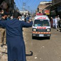 Užas u Pakistanu: Krov škole pao na đake - 28 mrtvih; Strahuje se da ih ima još VIDEO