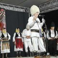 U Velikom Izvoru održana 12. „Bašta Balkana” manifestacija tradicionalnog narodnog stvaralaštva