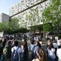 Srednjoškolci protestuju u sredu ispred Ministarstva prosvete zbog produžetka školske godine