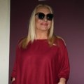 Skrivaju sve nedostatke i lako se kombinuju: Vesna Zmijanac nosi pantalone idealne za žene 60+