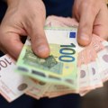 Neznatna promena: Zvanični srednji kurs danas je 117,2102 dinara za evro