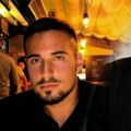 Evo šta je Toni Bijelić radio dok mu se sin ženio u dvorcu Edenfurt Svi gledaju fotografiju Draganinog bivšeg i pitaju se da…