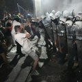 Reporterka N1 zabeležila početak policijske intervencije u Novom Sadu VIDEO