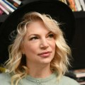 Naša pevačica otkrila porodičnu tajnu koja je potresla estradu, dve velike muzičke zvezde su joj rod: "Otac nije bio priznat…