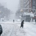 Ogromna snežna oluja na severoistoku SAD, stotine hiljada ljudi bez struje
