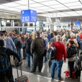 Američki aerodromi pred kolapsom! Počinje novi talas dugih redova i haosa: "Novca više nema!"