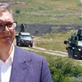 Tresu se Pasuljanske livade, gađanje počelo paljbom Pasars-a: Vučić prisustvuje prikazu moći Vojske Srbije (foto, video)