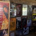 Pozorišni, filmski i koncertni plakati na izložbi Kragujevčanina Miše Markovića