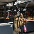 Kilogram ovog voća košta kao kilogram pečenja: Kupci na pijacama u Srbiji šokirani