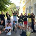 Vatrogasci se družili sa decom sa smetnjama u razvoju u Zemunu: Zajedno su "testirali" vatrogasnu opremu
