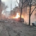 Najmanje dve osobe poginule u napadima ruskih dronova na Kijev