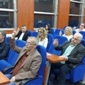Vukadinović će biti razrešen zbog odsustva sa sednice ili šanse da zarađuje više od gradonačelnika?!